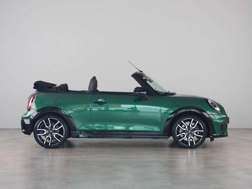 Mini Cabrio John Cooper Works — photo 7