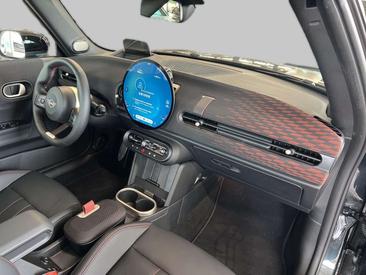 Mini Cabrio John Cooper Works — photo 13