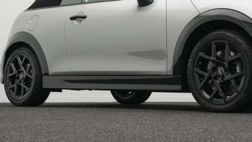 Mini Cabrio JCW Cooper — photo 18