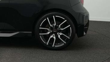 Mini Cooper E JCW — photo 11
