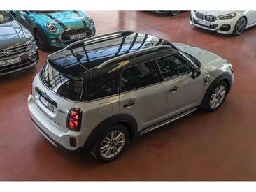 Mini Countryman COOPER SE — photo 3