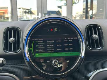 Mini Countryman Yours Cooper SE — photo 17
