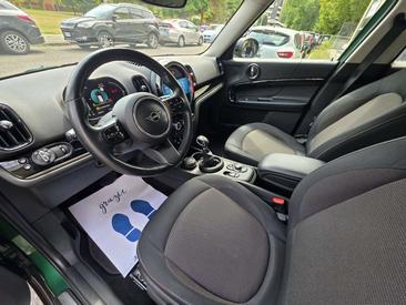 Mini Countryman COOPER SE — photo 6