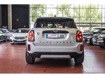 Mini Countryman COOPER SE — photo 18
