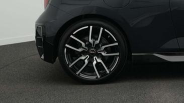 Mini Cooper E JCW — photo 13