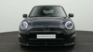 Mini Cooper E JCW — photo 16