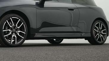 Mini Cooper E JCW — photo 18