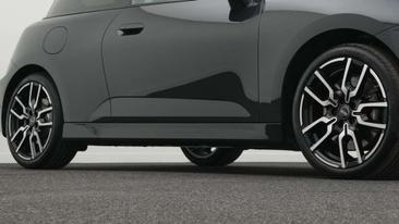 Mini Cooper E JCW — photo 19