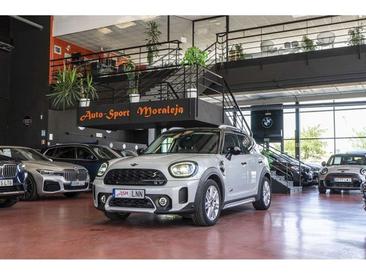 Mini Countryman COOPER SE — photo 31