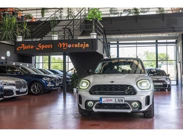 Mini Countryman COOPER SE — photo 32