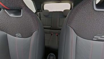 Mini Cooper E JCW — photo 26