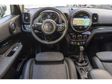 Mini Countryman COOPER SE — photo 41