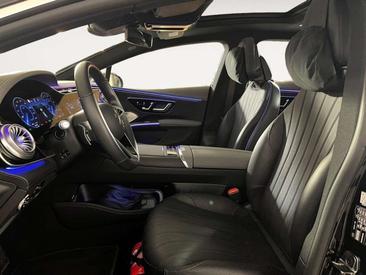 Mercedes EQS 450+ AMG Line — photo 7
