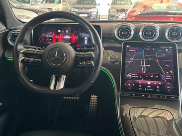 Mercedes Classe C 300 Night Edition — photo 16