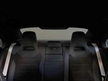 Mercedes CLA 200 AMG Line — photo 11