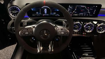Mercedes Classe A45 AMG 45 — photo 21