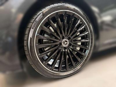 Mercedes EQE 500