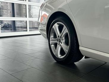 Mercedes Classe E 220 — photo 27