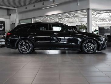 Mercedes CLA 180 AMG Line — photo 2