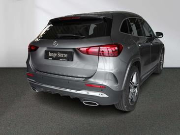 Mercedes GLA 200 AMG Line — photo 2