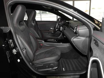Mercedes CLA 200 AMG Line — photo 5