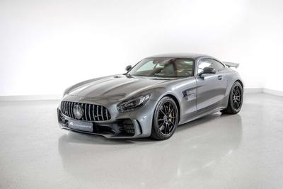 Mercedes AMG GT R
