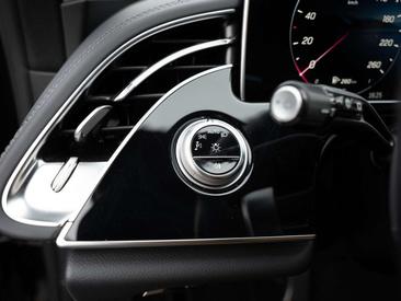 Mercedes Classe E 220 AMG-Line — photo 18