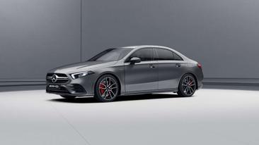 Mercedes Classe A35 AMG 35 Night Edition — photo 13