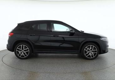 Mercedes EQA 250+ AMG Line — photo 5