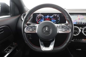 Mercedes EQA 250+ AMG Line — photo 13