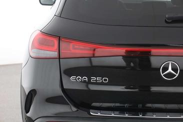Mercedes EQA 250+ AMG Line — photo 29
