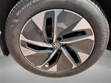 Volkswagen ID.4 — photo 8