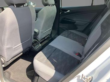 Volkswagen ID.4 — photo 11