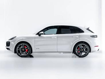 Porsche Cayenne III GTS — photo 2