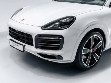 Porsche Cayenne III GTS — photo 7