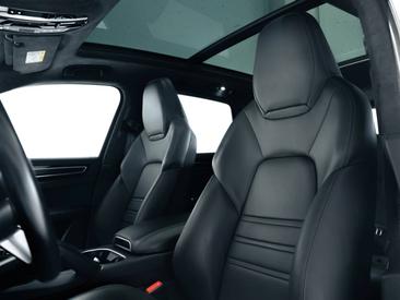 Porsche Cayenne III GTS — photo 12