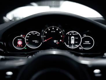 Porsche Cayenne III GTS — photo 17