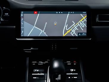 Porsche Cayenne III GTS — photo 21