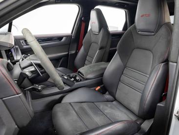 Porsche Cayenne III GTS — photo 13
