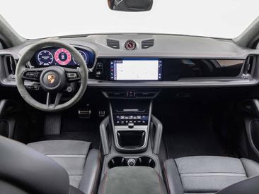 Porsche Cayenne III GTS — photo 15