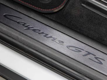 Porsche Cayenne III GTS — photo 23