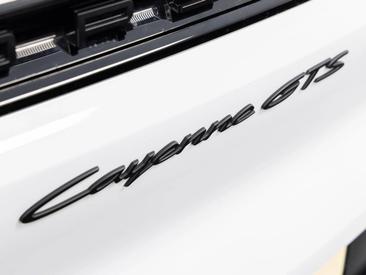 Porsche Cayenne III GTS — photo 35