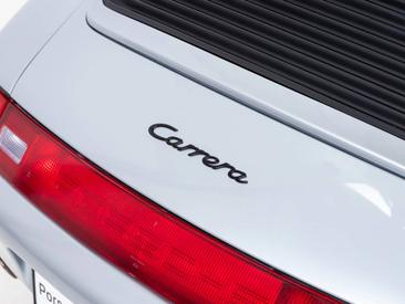 Porsche 993 Carrera Coupé — photo 6