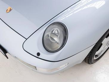 Porsche 993 Carrera Coupé — photo 10