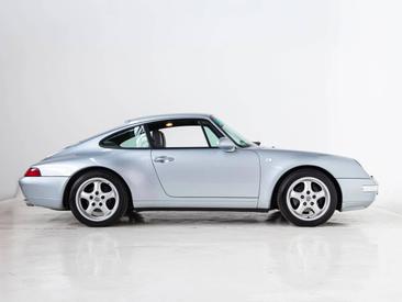 Porsche 993 Carrera Coupé — photo 14