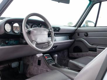 Porsche 993 Carrera Coupé — photo 21