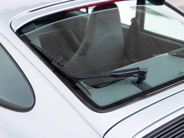Porsche 993 Carrera Coupé — photo 38