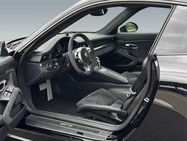 Porsche 991 I GT3 — photo 11