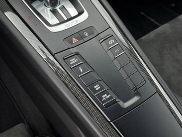 Porsche 991 I GT3 — photo 23