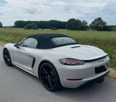 Porsche Boxster Base